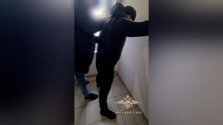 Сотрудники полиции Коми задержали подозреваемых в хищении денег участников СВО