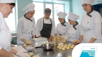 В Коми многодетные семьи продолжат получать компенсацию стоимости обучения детей