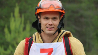 В Коми выбрали лучшего лесного пожарного