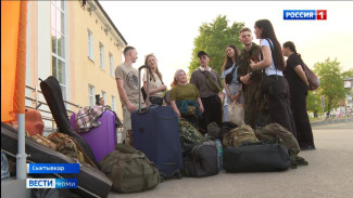 Волонтёры из молодёжки Народного фронта отправились на выполнение гуманитарной миссии в новые регионы России