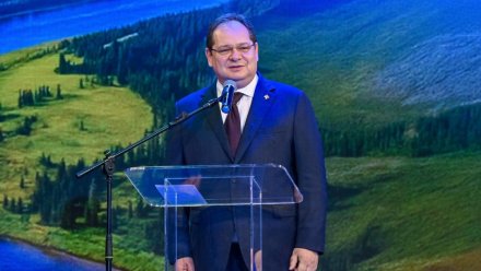 "Наша задача – вернуть Коми статус региона-лидера": Ростислав Гольдштейн поздравил жителей с наступающим Днём Республики Коми