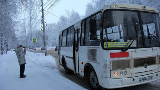 Столичная администрация проводит работу по контролю за соблюдением расписания движения автобусов