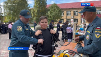 В Ижме состоялась акция МЧС «Мы первыми приходим на помощь»