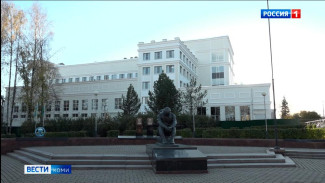 В Сыктывкаре обсудили ремонт памятника воинам интернационалистам «Скорбящий воин» и комплекса «Вечная слава»