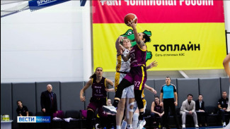 Сыктывкарские баскетболистки обыграли спортсменок из Омска