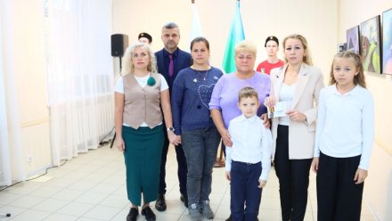 В Сыктывкаре передали государственные награды семье без вести пропавшего героя и семьям бойцов, погибших в ходе специальной военной операции