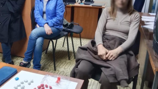 Полицейскими Сыктывкара задержана жительница Санкт-Петербурга, подозреваемая в сбыте наркотиков