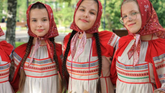 «Легенды народного творчества»: артисты и мастера Прилузского и Ижемского районов завершили серию летних концертов