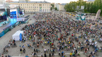 «Велоночь» в Сыктывкаре собрала порядка 5000 участников