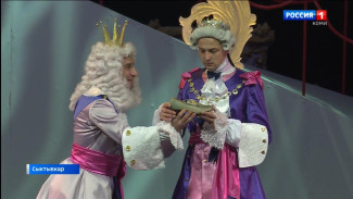 В Академическом театре драмы им. Виктора Савина начинаются новогодние показы спектакля для детей и их родителей «Золушка»