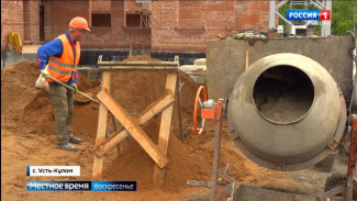 В Усть-Куломе полным ходом идет строительство будущей поликлиники