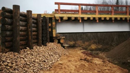 В Усть-Куломском районе завершается строительство моста через реку Кужъю