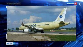 В аэропорт Сыктывкара для лётных испытаний прибыл Superjet-100