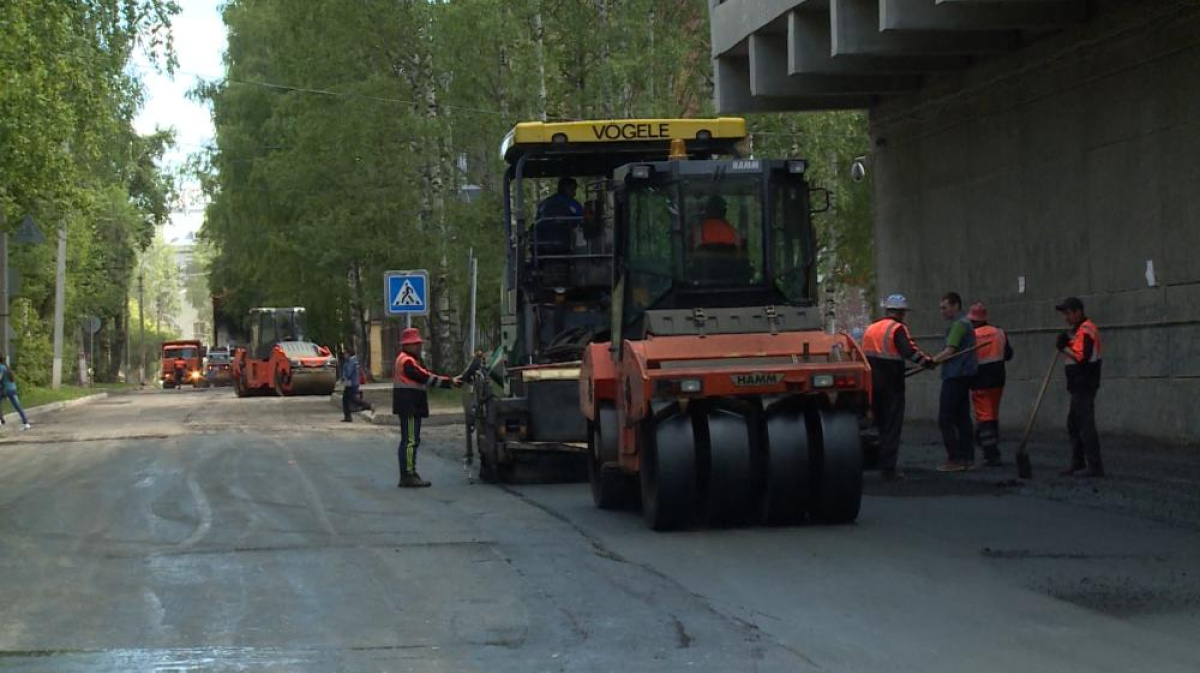 За 4 года в Республике Коми отремонтировано более 200 км дорог – ГТРК «Коми  Гор»