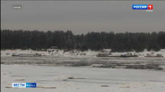 В Сыктывкаре завершается теплоходные перевозки