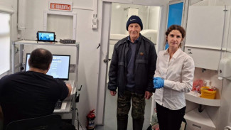 Новая медицинская техника на колесах позволяет обследовать жителей из глубинки Коми