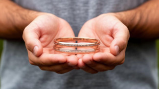 Житель Ухты похитил браслет у тети своей девушки