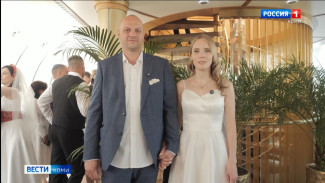 В эти дни в Национальном центре «Россия» в Москве проходит II Всероссийский свадебный фестиваль «Россия. Соединяя сердца»