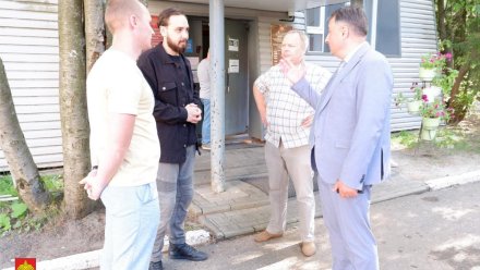 Подрядчик привлек дополнительных рабочих для ремонта Дворца бракосочетания в Сыктывкаре