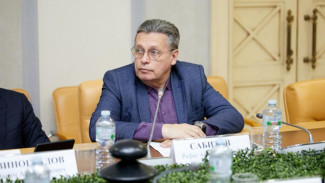 Рифат Сабитов принял участие в расширенном заседании Комитета Госдумы по информполитике