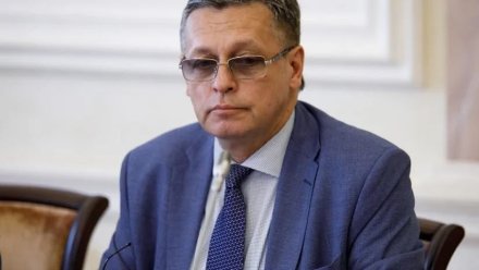 Рифат Сабитов: "Только за пять месяцев 2025 года ущерб от преступлений с использованием иностранных мессенджеров превысил 85 миллиардов рублей"