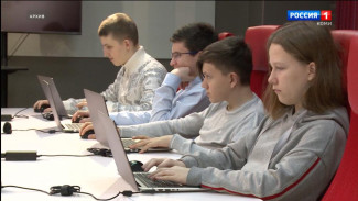 Выпускники все чаще стремятся сдать ЕГЭ по естественно-научным дисциплинам