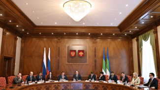 «Выберу людей»: Ростислав Гольдштейн пригрозил подрядчикам стопроцентными штрафами за срыв сроков строительства социально значимых объектов