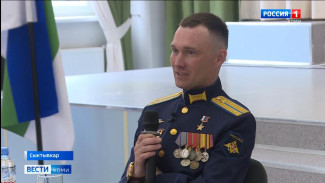 Сыктывкарские подростки пообщались с Героем России Станиславом Кочевым