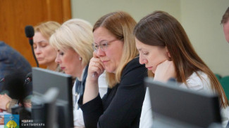 В преддверии летнего сезона в администрации столицы Коми обсудили обеспечение комплексной безопасности детских оздоровительных лагерей