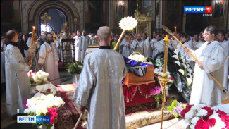 Жители Коми простились с архиепископом Сыктывкарским и Коми-Зырянским Питиримом