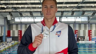 Спортсмен из Сыктывкара завоевал золото и серебро на соревнованиях Открытого Кубка Беларуси по плаванию в Бресте