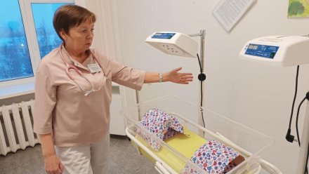 В родильном отделении Усинской больницы установили новые лампы фототерапии