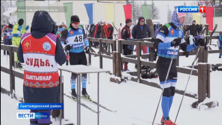 На республиканском стадионе имени Раисы Сметаниной стартовал чемпионат ФСИН России по лыжным гонкам, посвященный 80-летию Великой Победы