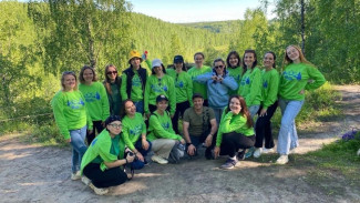Поход на скалы и посещение лосефермы: «молодёжное путешествие по Коми» продолжается