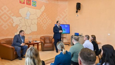 В диалоге с жителями: Ростислав Гольдштейн ответил на вопросы ижемцев