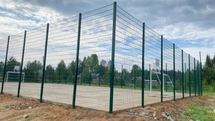 В поселке Кебанъель установили новую спортплощадку