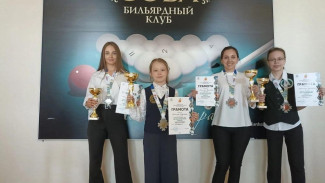 10-летняя Анастасия Потехина стала чемпионкой республики по бильярдному спорту