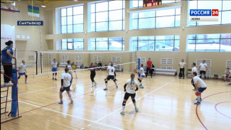 На Республиканском стадионе стартовал турнир по волейболу среди команд органов безопасности и правопорядка Коми