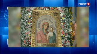 В Свято-Стефановский кафедральный собор привезли Чудотворную икону Коробейниковской Казанской Божией Матери