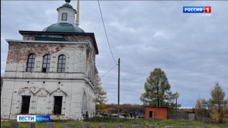 В Богоявленском храме деревне Ляли Княжпогостского района прошёл субботник