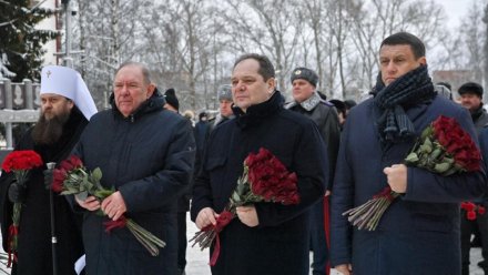 Ростислав Гольдштейн почтил память павших за Родину жителей Коми