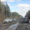 Жители дачных обществ в столичном Дырносе ежедневно преодолевают участок разбитой дороги  до своих домов