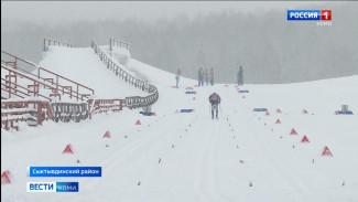 В столице Коми и на стадионе имени Раисы Сметаниной проходят два ведомственных всероссийских чемпионата