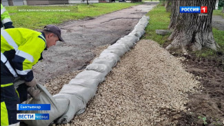 В столичном в парке имени С. М. Кирова идут восстановительные работы после ливня