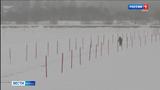 В Сыктывкаре открыли ледовую пешеходную переправу через реку Вычегда в местечке Алёшино