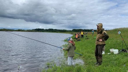 На озере Выльты подвели итоги городского турнира юных рыболовов