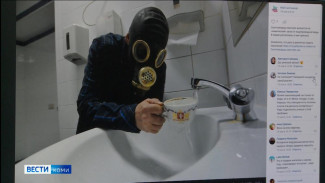 Мэрия столицы Коми рассказала о причинах резкого запаха воды из-под крана