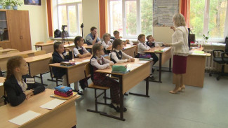 В Сыктывкаре продолжается запись детей в первые классы на предстоящий учебный год