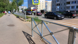 За год в Сыктывкаре установили 2800 метров перильных ограждений