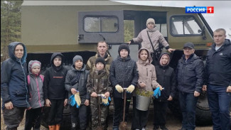 Участники школьного лесничества «Северята» приняли участие в международной акции "Сад памяти"